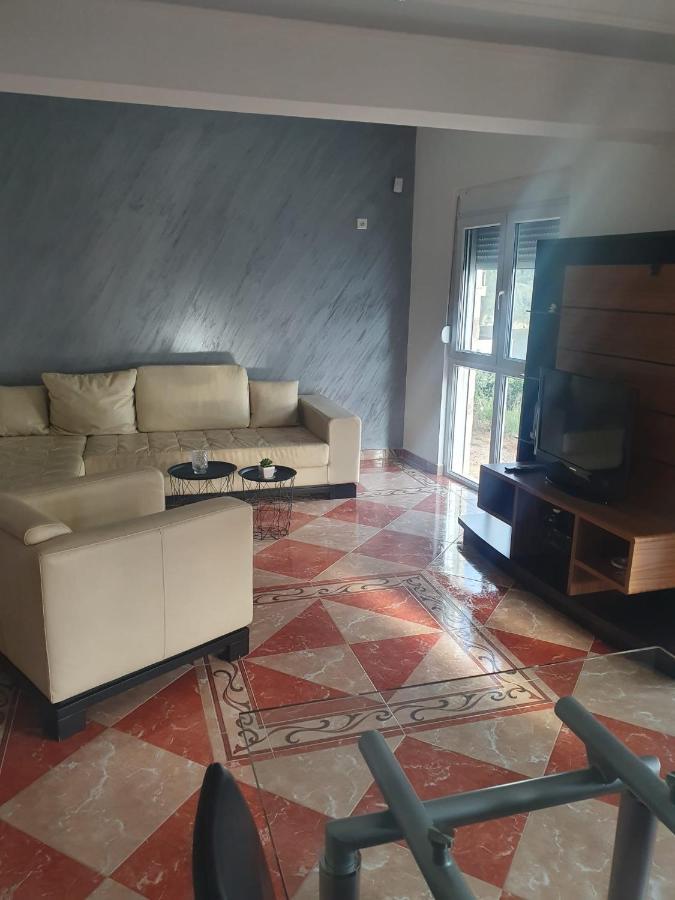 Villa Apartmani Anja Dobra Voda Exterior foto