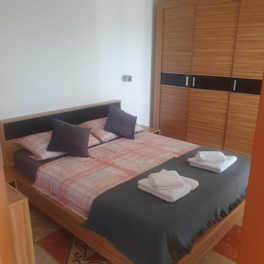 Villa Apartmani Anja Dobra Voda Exterior foto