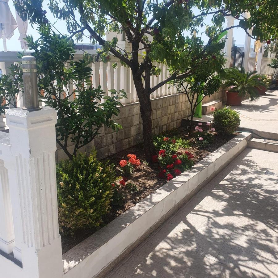Villa Apartmani Anja Dobra Voda Exterior foto